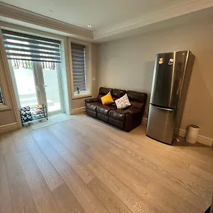 Homestay Private In West, Vancouver