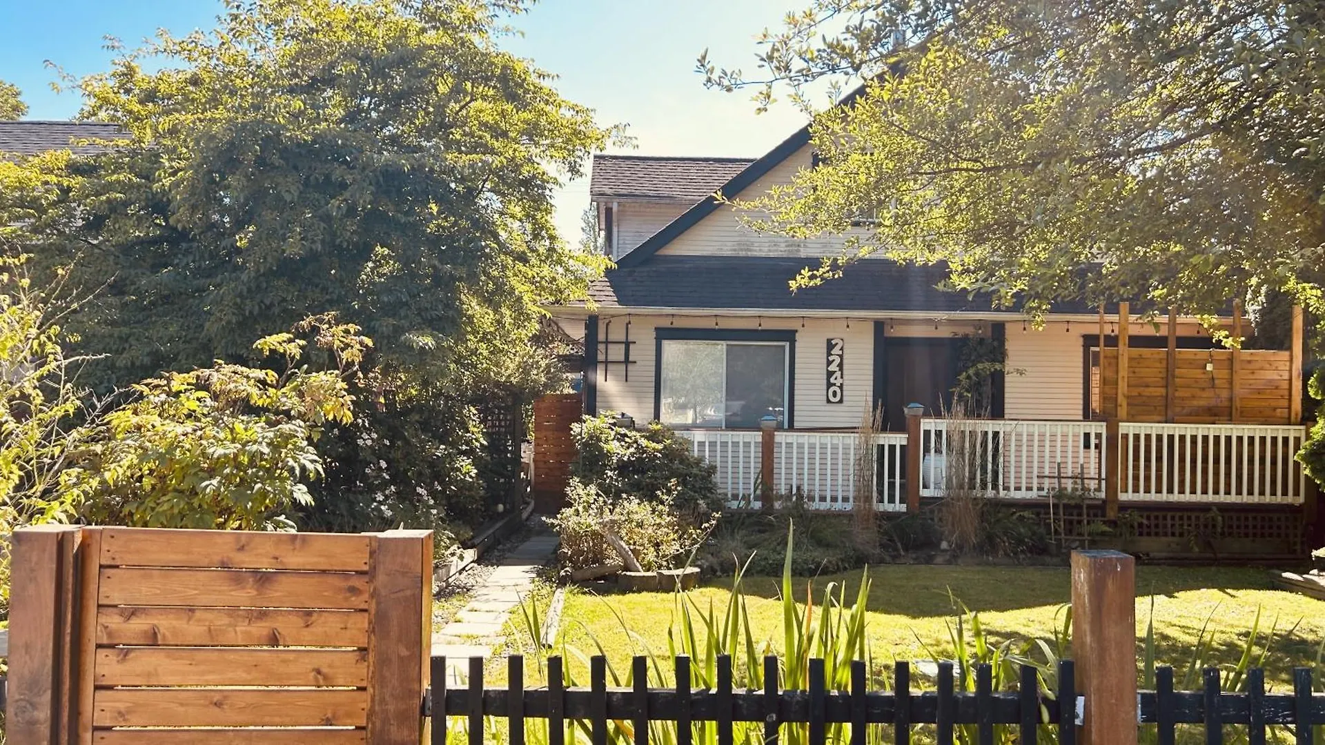 アパート Airport-Yvr Guesthouse リッチモンド